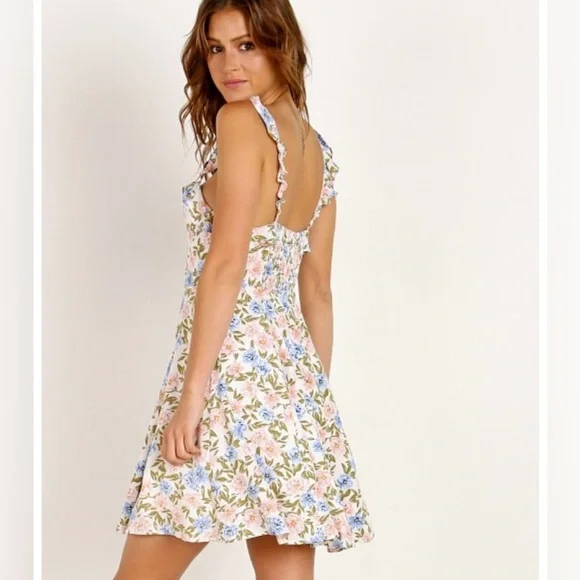ASTR The label Hannah Mini Dress | Floral Ruffle | Skater Size M - Picture 4 of 9